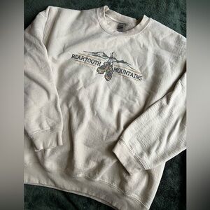 Gildan Beartooth Mountains Sweatshirt
